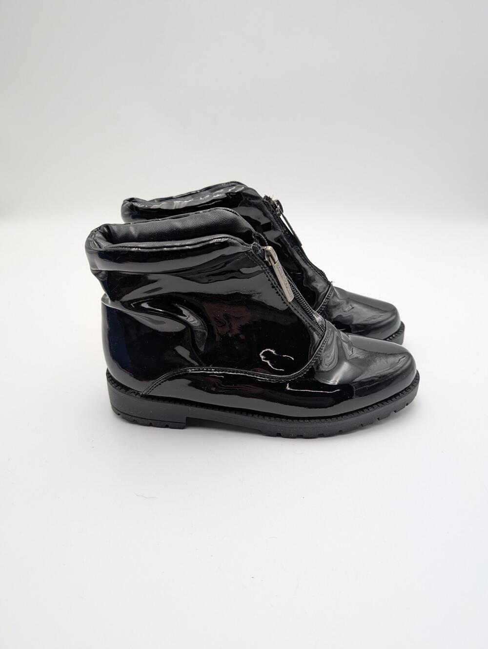 Tudor Court Snow Boots Womens Size 6 Black Faux Fur Lined Ankle Winter Shoes